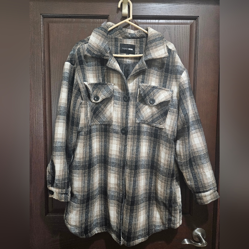 Fashion Nova Black and Cream Plaid Button-Up Shacket